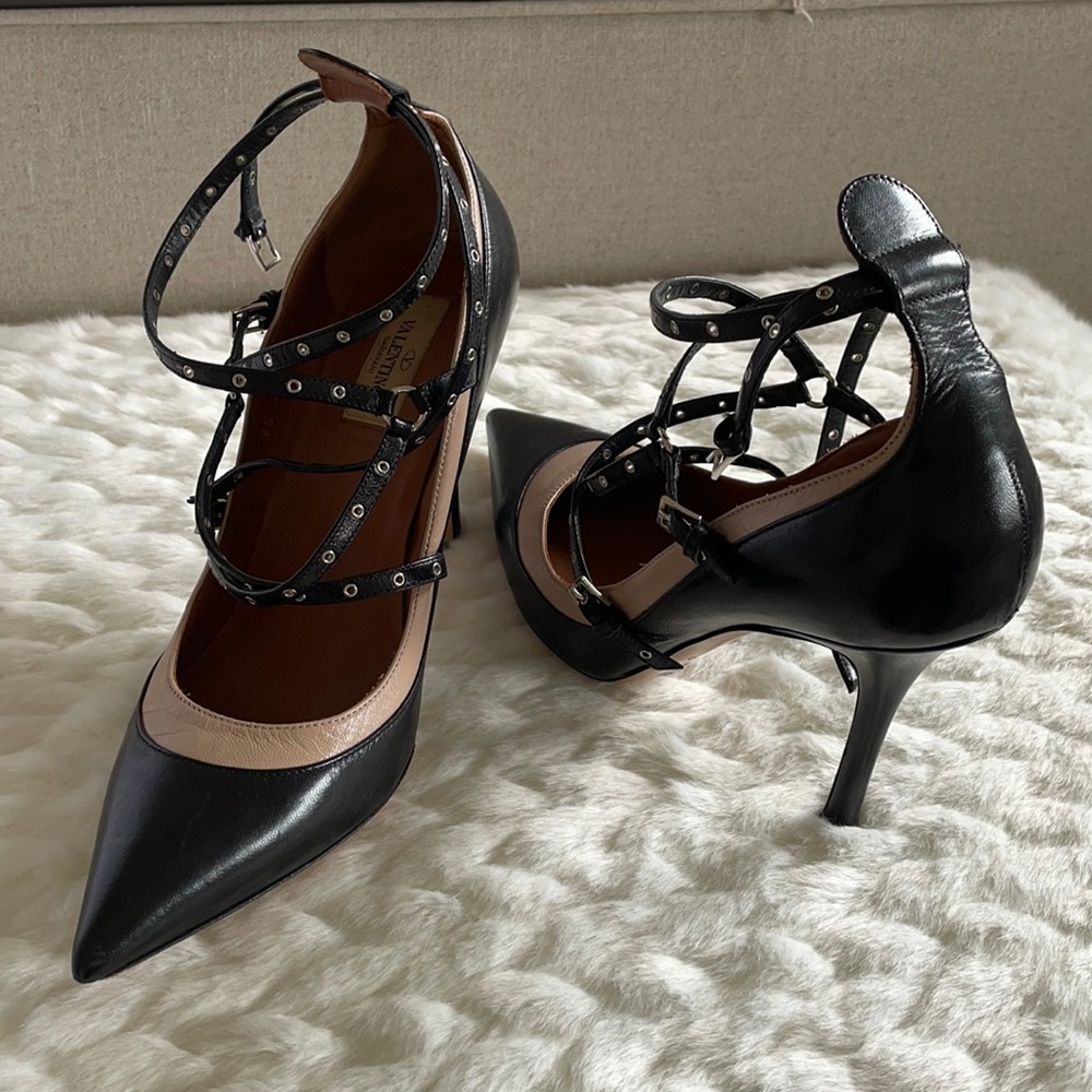 Valentino Garavani Love Latch Heels